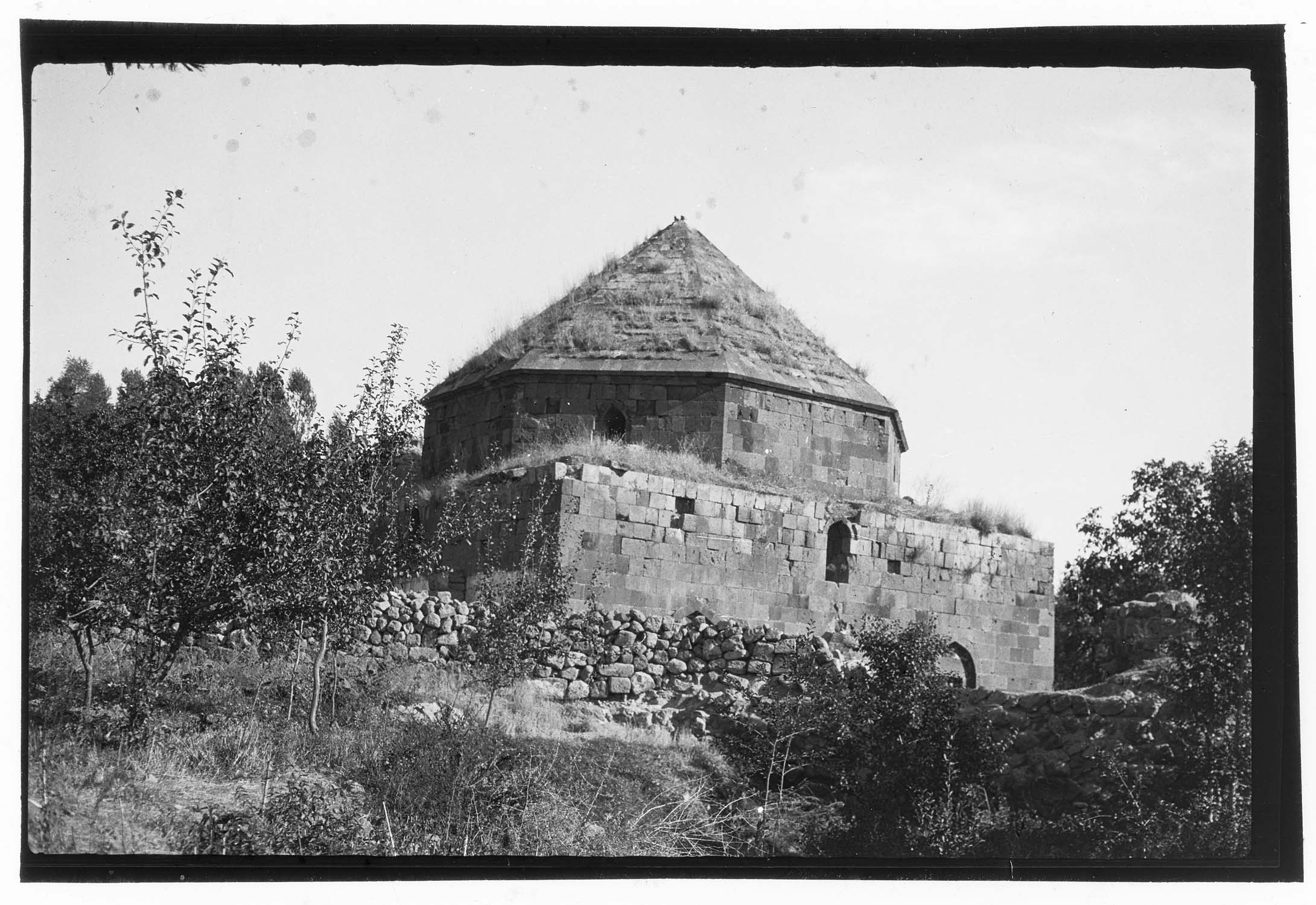 Vue d'ensemble de la mosquée du château